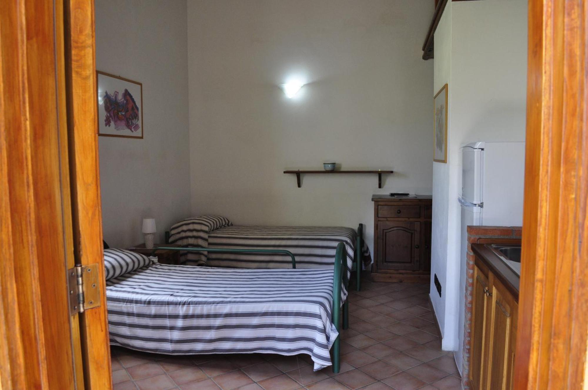 Borgo San Francesco Hotel Gioiosa Marea Quarto foto