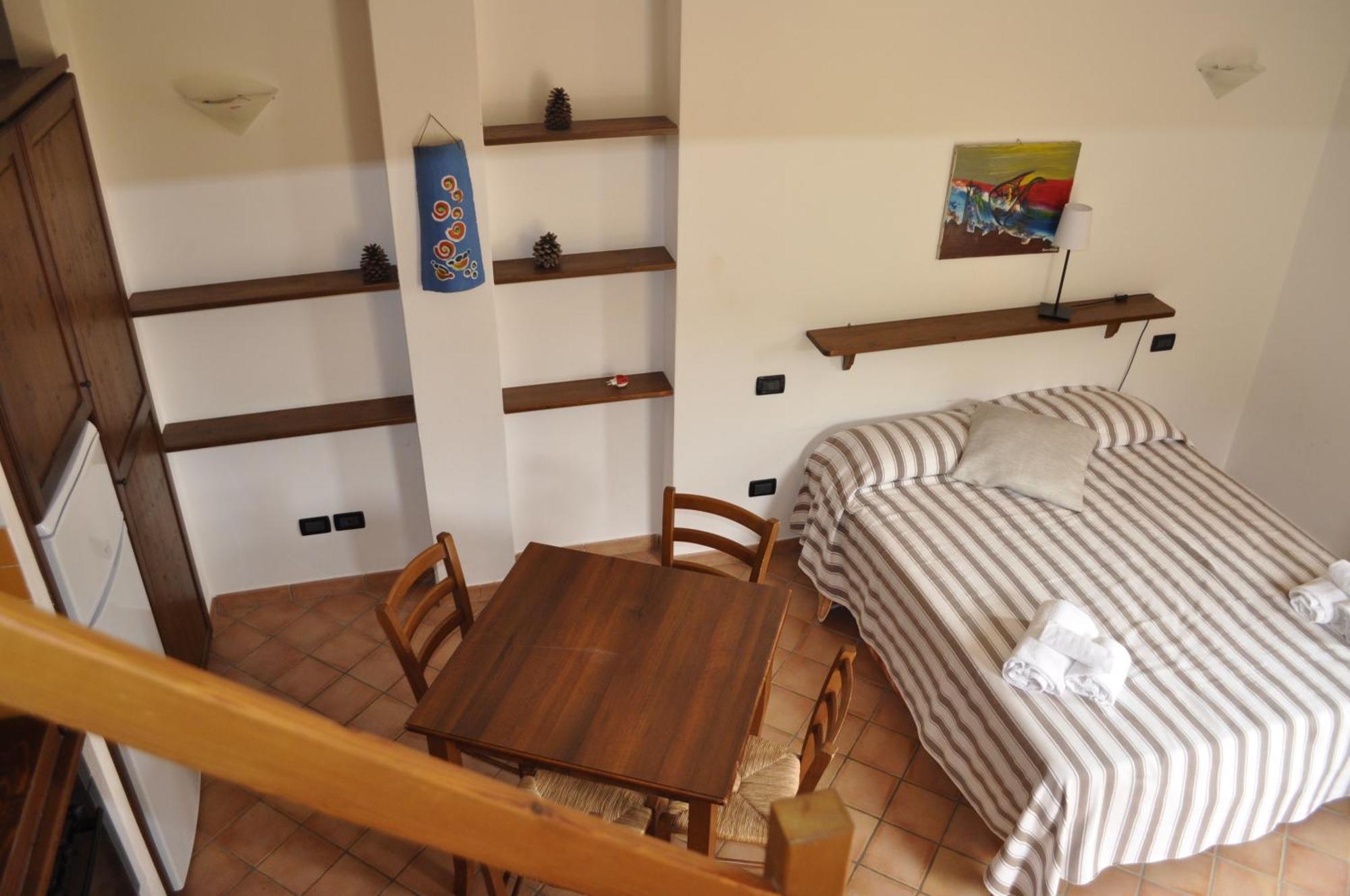 Borgo San Francesco Hotel Gioiosa Marea Quarto foto